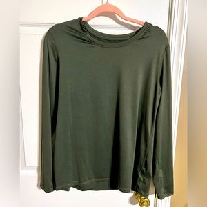 Women's athletic long sleeve, large, Olive green